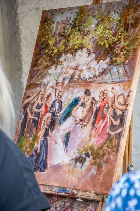 The incredible finished live painting